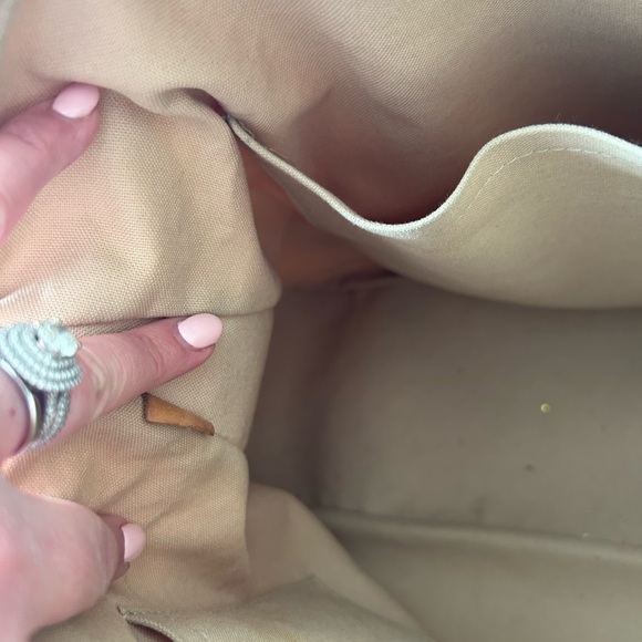 Louis Vuitton Beautiful Siracusa GM Damier Azur - Picture 16 of 17